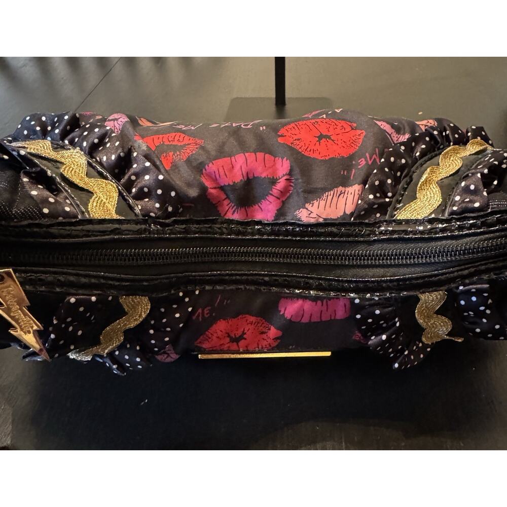 Vintage Y2K Betsyville By Betsey Johnson Hot Lips Hobo Shoulder Bag - Picture 11 of 12